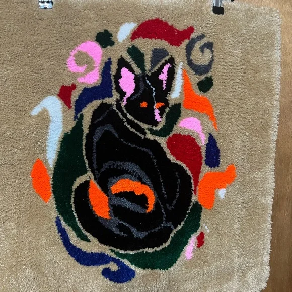 Black cat with design Tufted custom rug - Picture 4 of 10